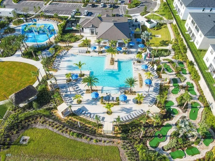 Holiday home The Magic Kingdom 9Br Resort Pool Home Near Disney Davenport