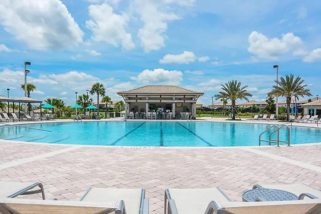Holiday home The Magic Kingdom 9Br Resort Pool Home Near Disney Davenport United States